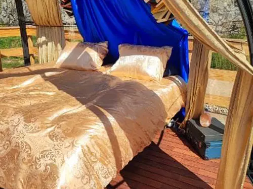 bulle-la-chambre-du-secret-lit-king-size